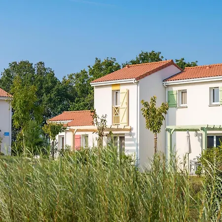 Vakantiehuis Cozy Holiday Home Near Veillon Saint-Hilaire-de-Talmont